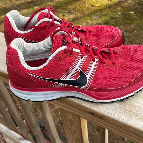 Nike Air Pegasus 29 Red/ Black Sneakers Size 11 - Picture 5 of 11